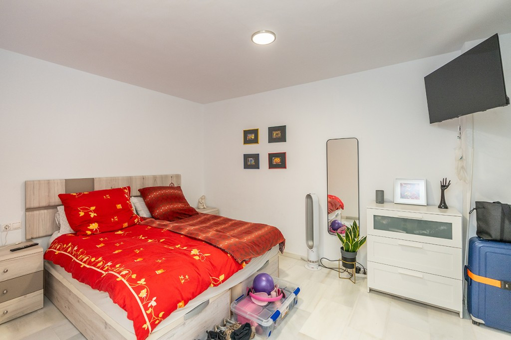 3 Bed Apartment for sale in Marbella Costa Del Sol, Málaga, Spain
