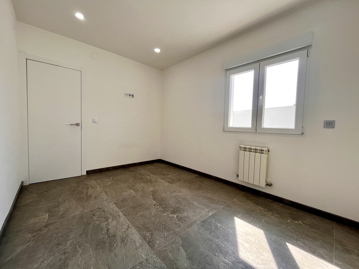6 Bed Townhouse for sale in Los Balcones Costa Blanca, Alicante, Spain