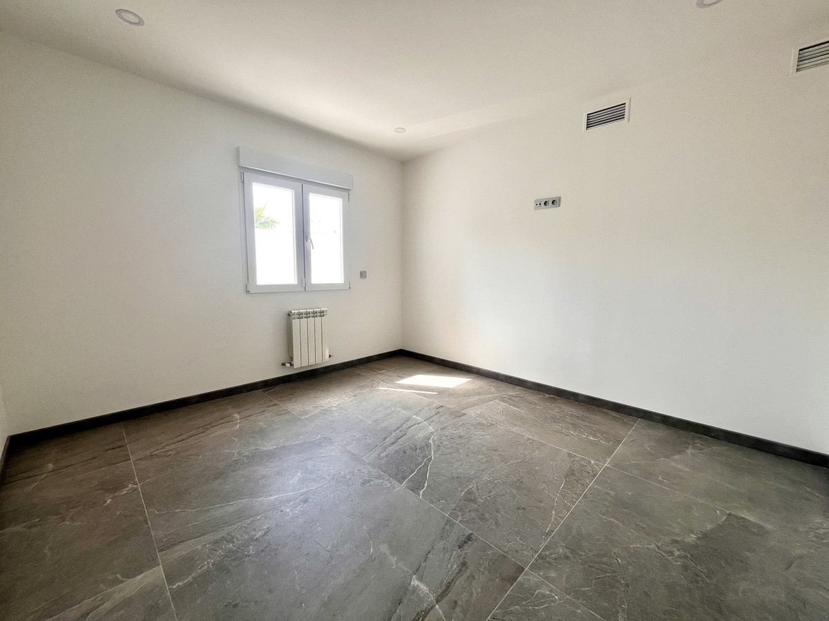 6 Bed Townhouse for sale in Los Balcones Costa Blanca, Alicante, Spain