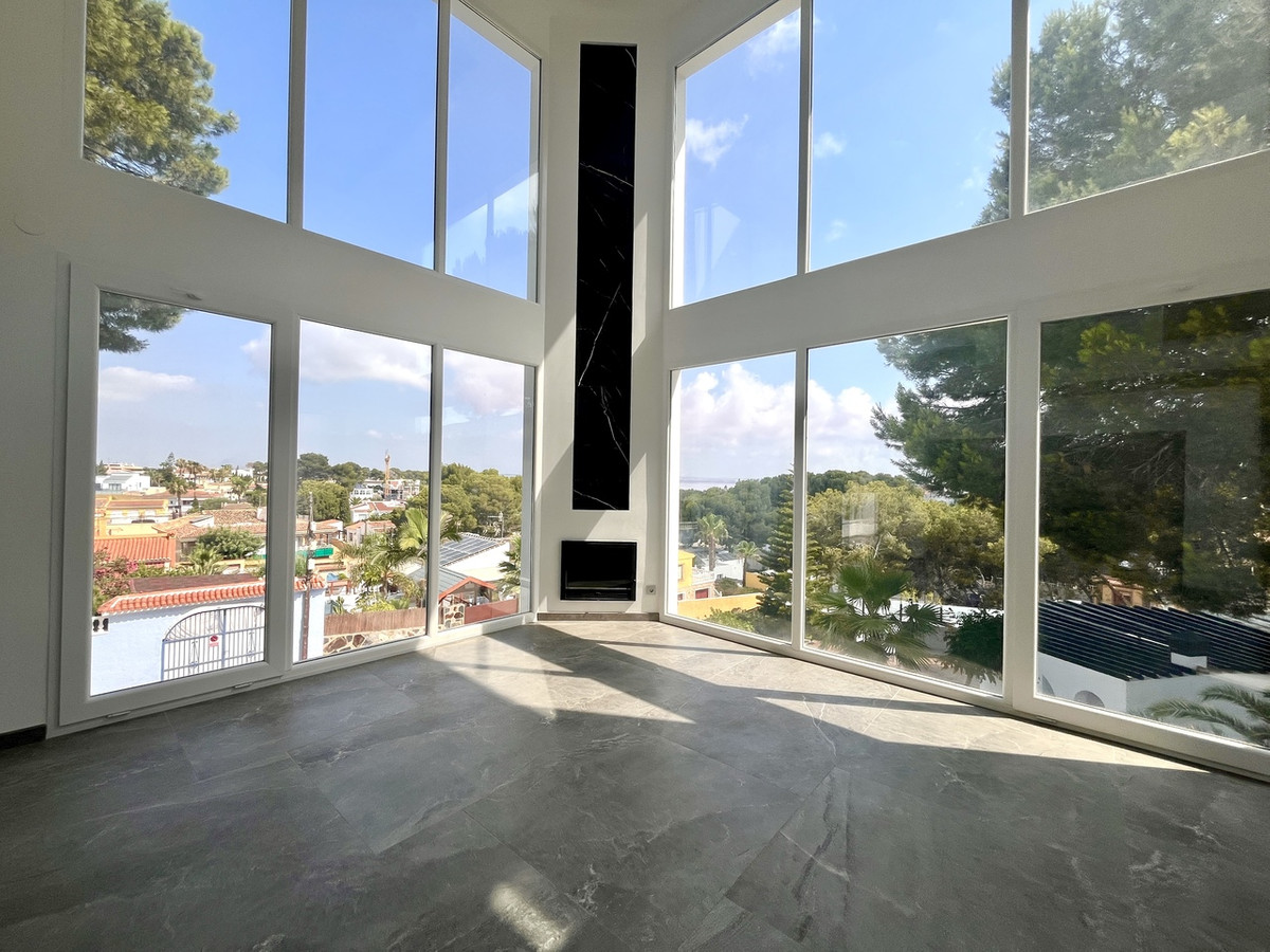 6 Bed Townhouse for sale in Los Balcones Costa Blanca, Alicante, Spain