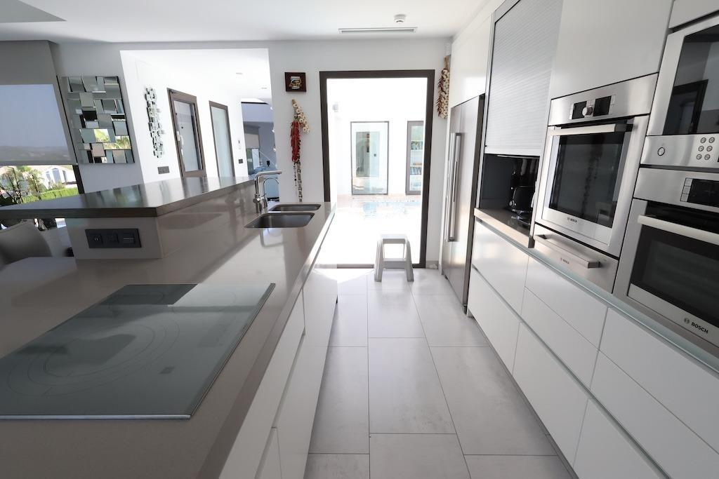 5 Bed Townhouse for sale in Javea Costa Blanca, Alicante, Spain