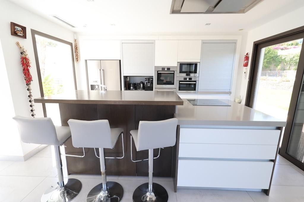 5 Bed Townhouse for sale in Javea Costa Blanca, Alicante, Spain