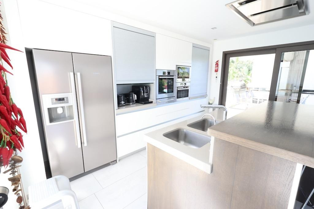 5 Bed Townhouse for sale in Javea Costa Blanca, Alicante, Spain