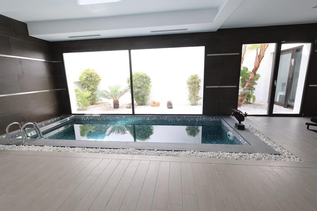 5 Bed Townhouse for sale in Javea Costa Blanca, Alicante, Spain