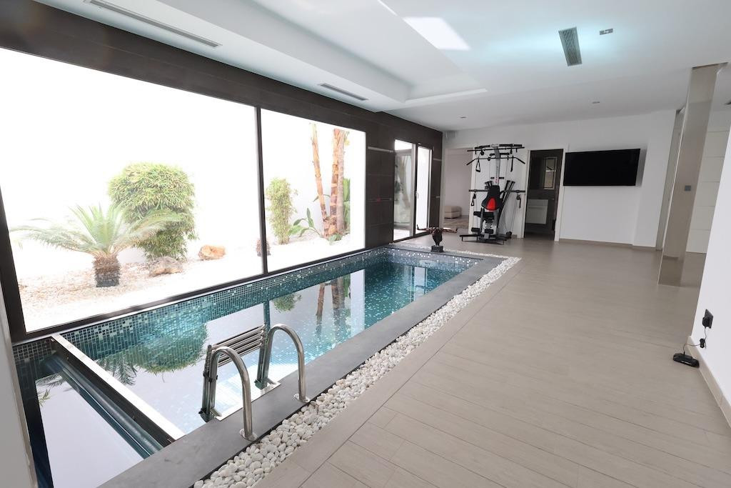 5 Bed Townhouse for sale in Javea Costa Blanca, Alicante, Spain