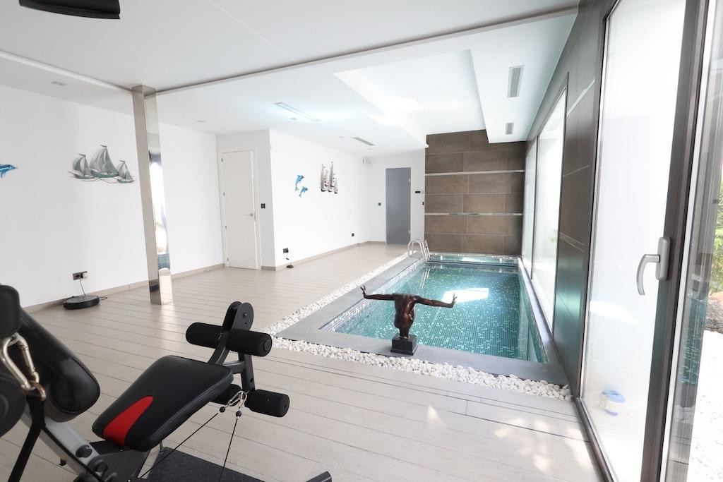 5 Bed Townhouse for sale in Javea Costa Blanca, Alicante, Spain