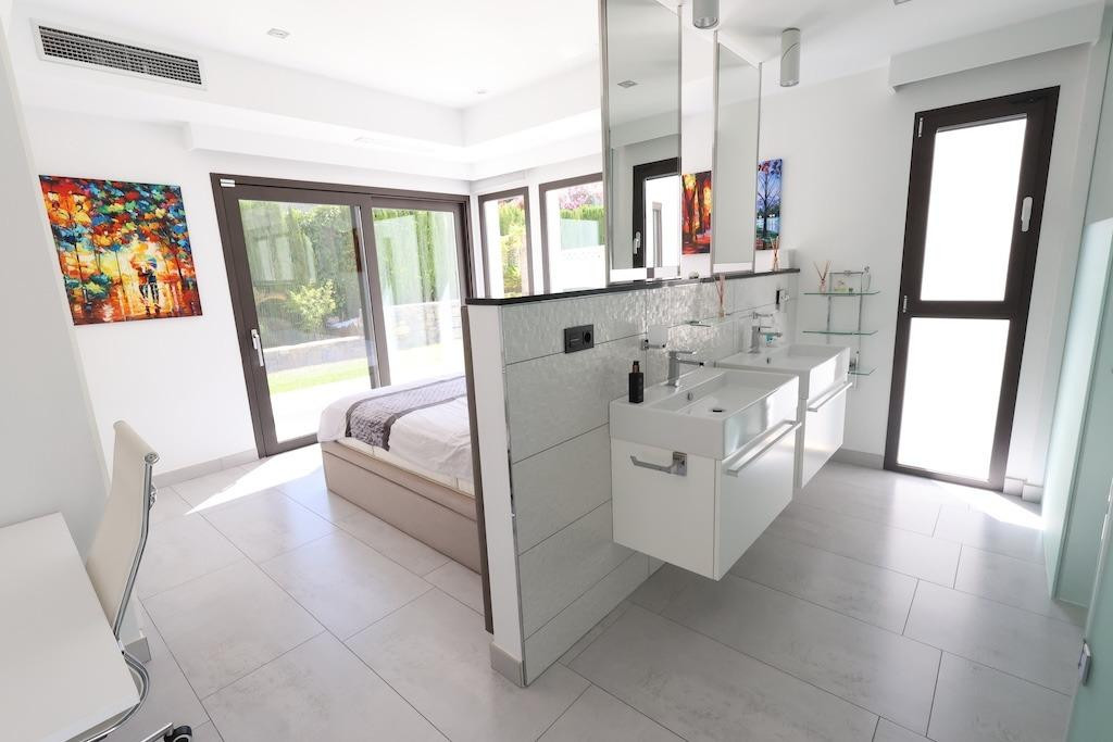 5 Bed Townhouse for sale in Javea Costa Blanca, Alicante, Spain