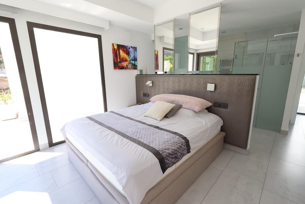 5 Bed Townhouse for sale in Javea Costa Blanca, Alicante, Spain