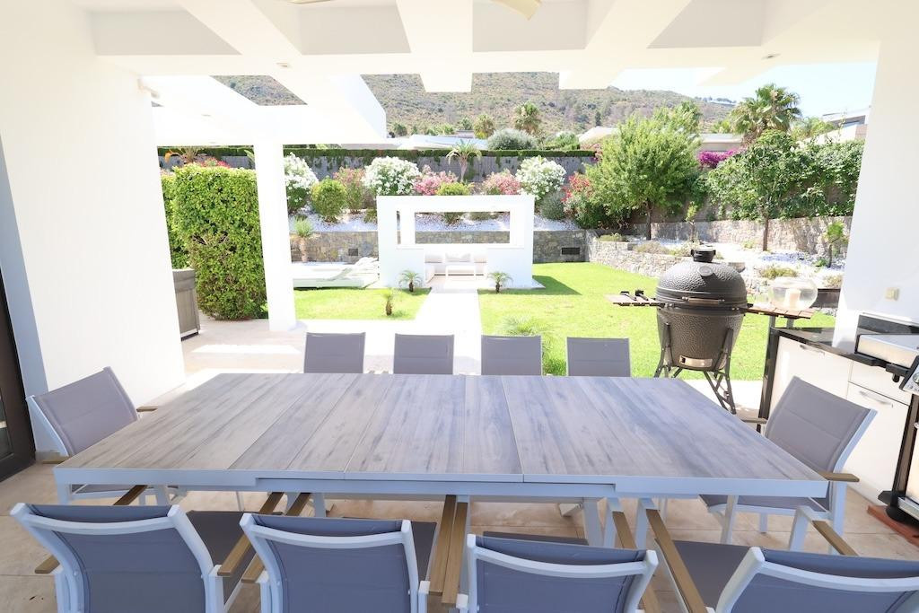 5 Bed Townhouse for sale in Javea Costa Blanca, Alicante, Spain