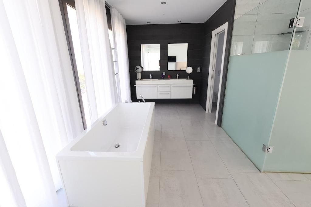 5 Bed Townhouse for sale in Javea Costa Blanca, Alicante, Spain