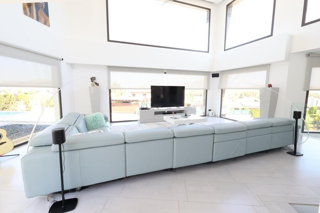 5 Bed Townhouse for sale in Javea Costa Blanca, Alicante, Spain