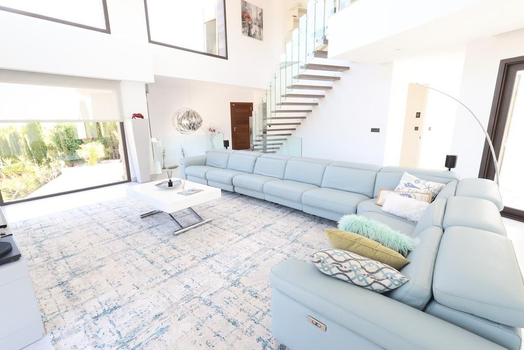 5 Bed Townhouse for sale in Javea Costa Blanca, Alicante, Spain