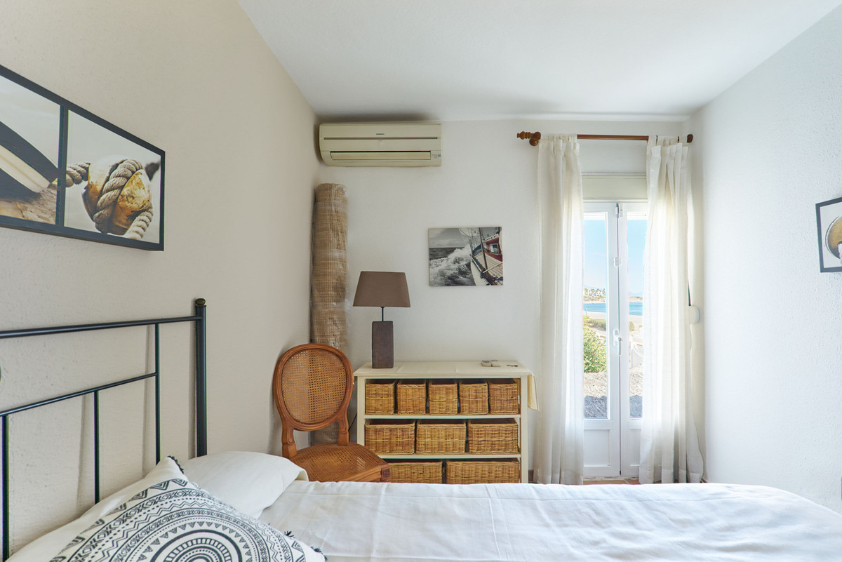 3 Bed Townhouse for sale in Casares Costa Del Sol, Málaga, Spain