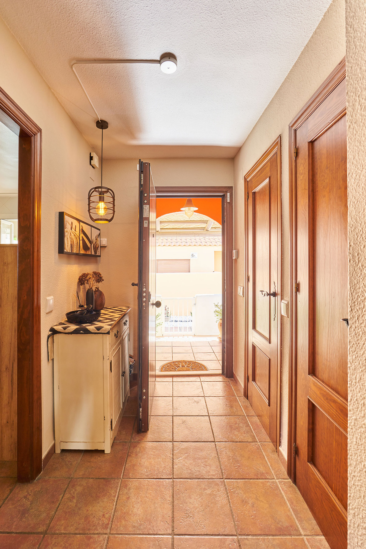 3 Bed Townhouse for sale in Casares Costa Del Sol, Málaga, Spain