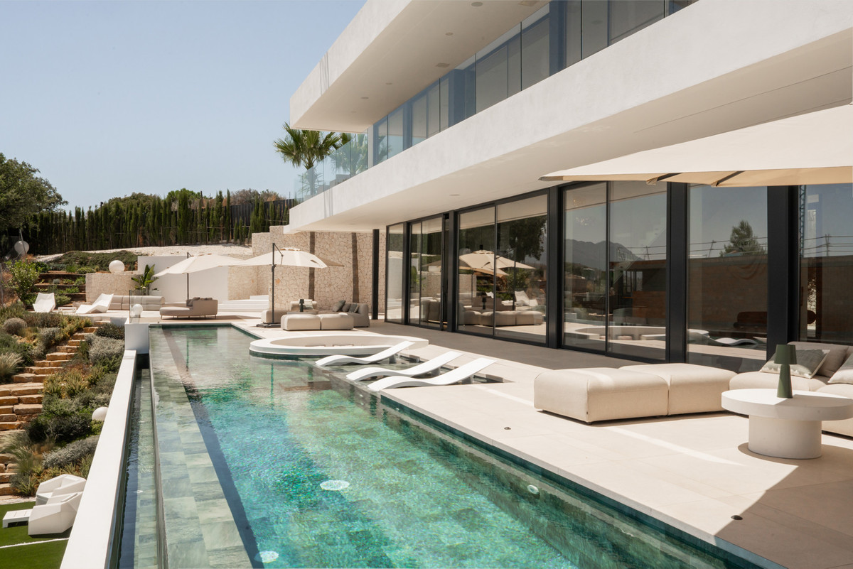Se vende Villa - Chalet de 4 dormitorios en Costa Del Sol, Málaga, España