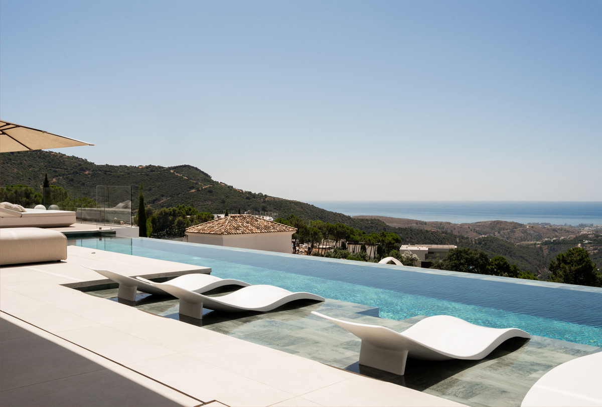 Se vende Villa - Chalet de 4 dormitorios en Costa Del Sol, Málaga, España