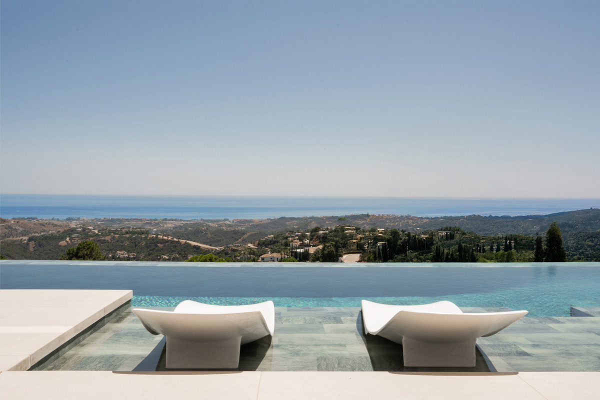 Se vende Villa - Chalet de 4 dormitorios en Costa Del Sol, Málaga, España