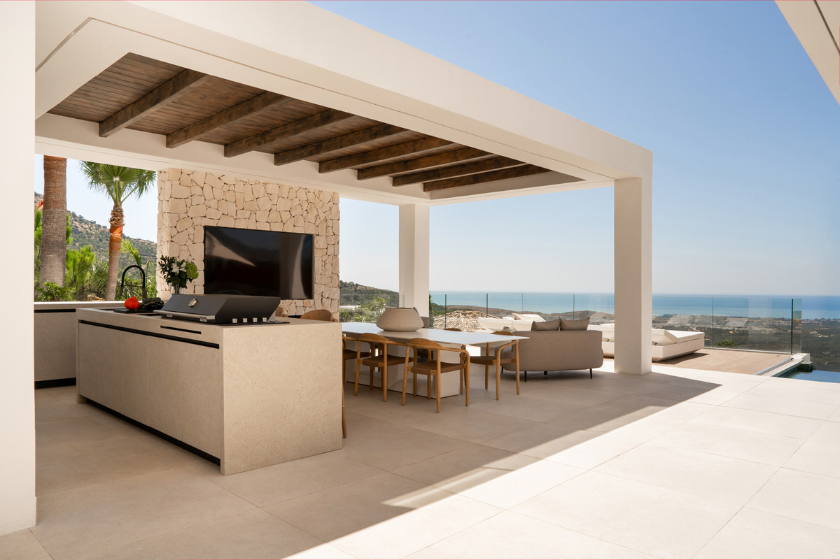 Se vende Villa - Chalet de 4 dormitorios en Costa Del Sol, Málaga, España