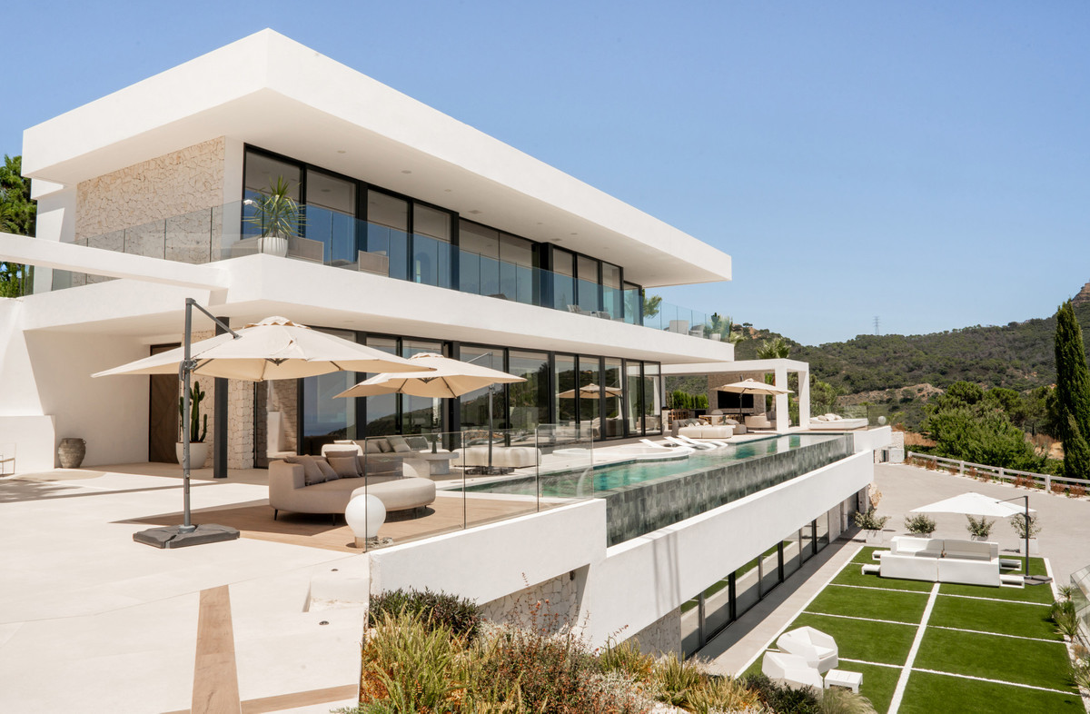 Se vende Villa - Chalet de 4 dormitorios en Costa Del Sol, Málaga, España