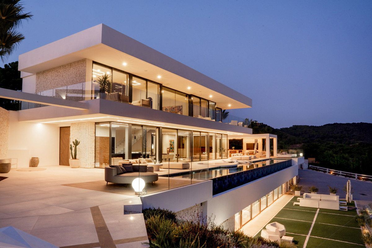 Se vende Villa - Chalet de 4 dormitorios en Costa Del Sol, Málaga, España