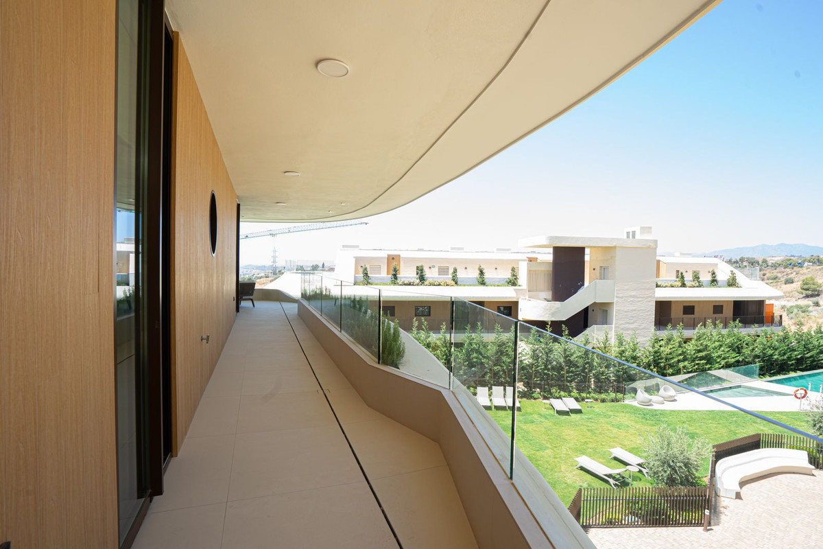 2 Bed Apartment for sale in Fuengirola Costa Del Sol, Málaga, Spain