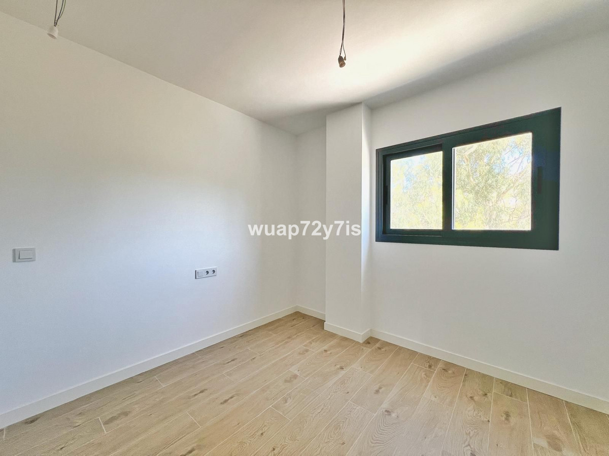 Se vende Apartamento Planta Media de 3 dormitorios en Costa Del Sol, Málaga, España