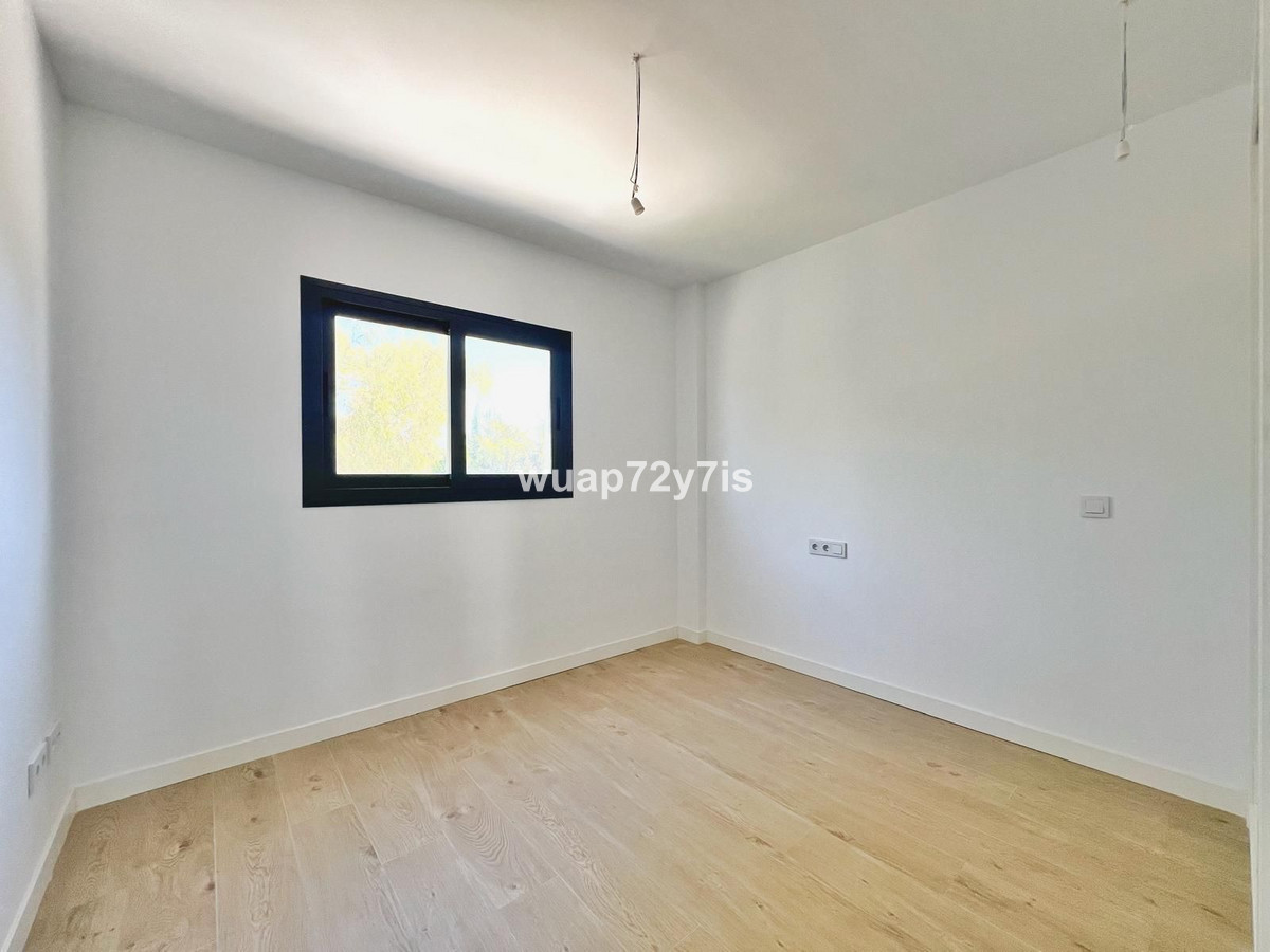 Se vende Apartamento Planta Media de 3 dormitorios en Costa Del Sol, Málaga, España