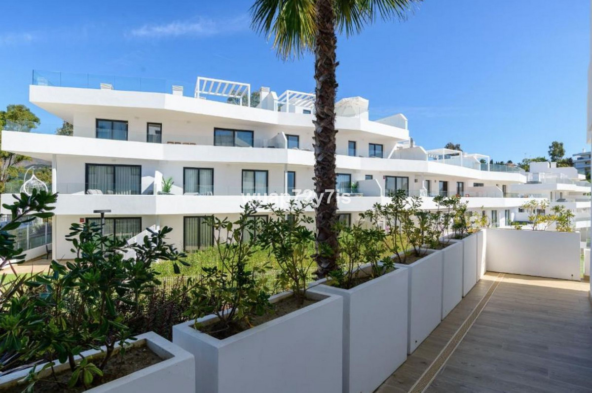 Se vende Apartamento Planta Media de 3 dormitorios en Costa Del Sol, Málaga, España