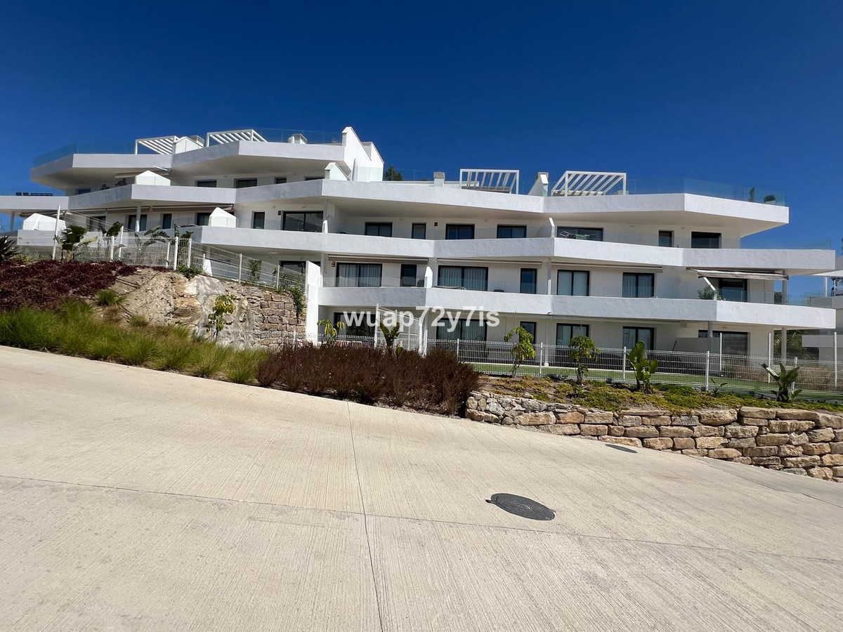 Se vende Apartamento Planta Media de 3 dormitorios en Costa Del Sol, Málaga, España