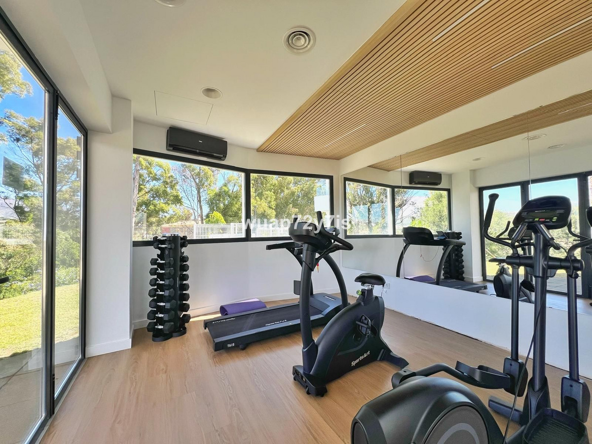 Se vende Apartamento Planta Media de 3 dormitorios en Costa Del Sol, Málaga, España