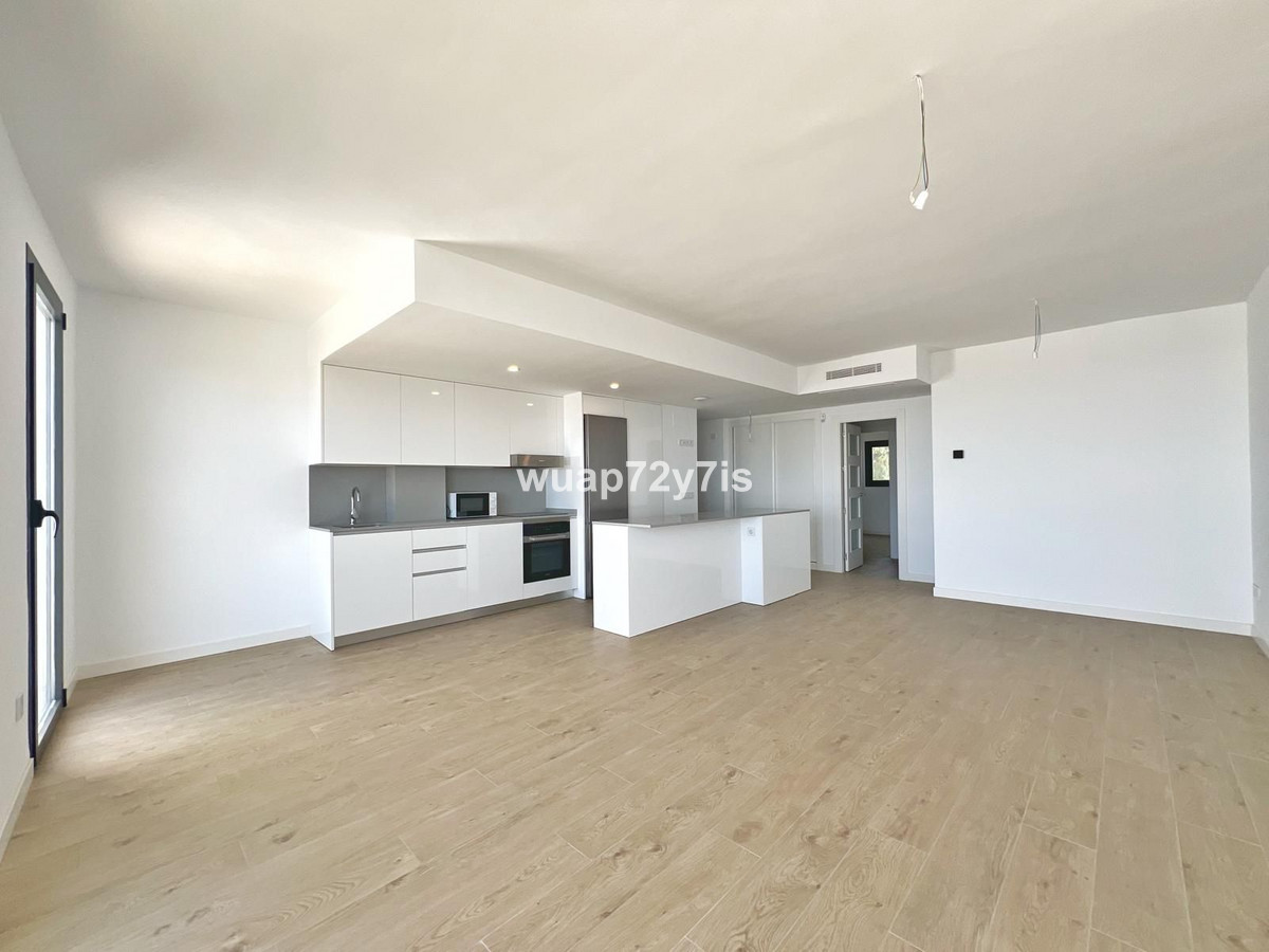 Se vende Apartamento Planta Media de 3 dormitorios en Costa Del Sol, Málaga, España