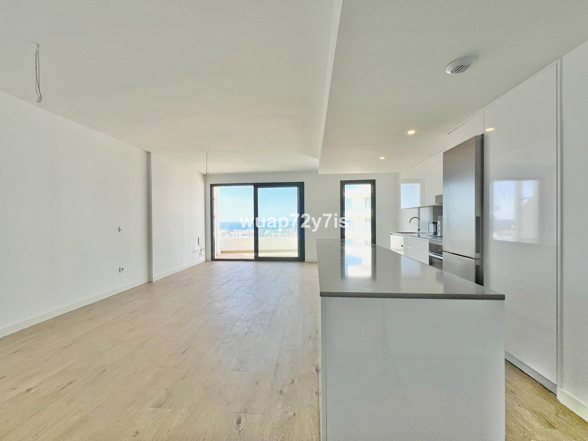 Se vende Apartamento Planta Media de 3 dormitorios en Costa Del Sol, Málaga, España