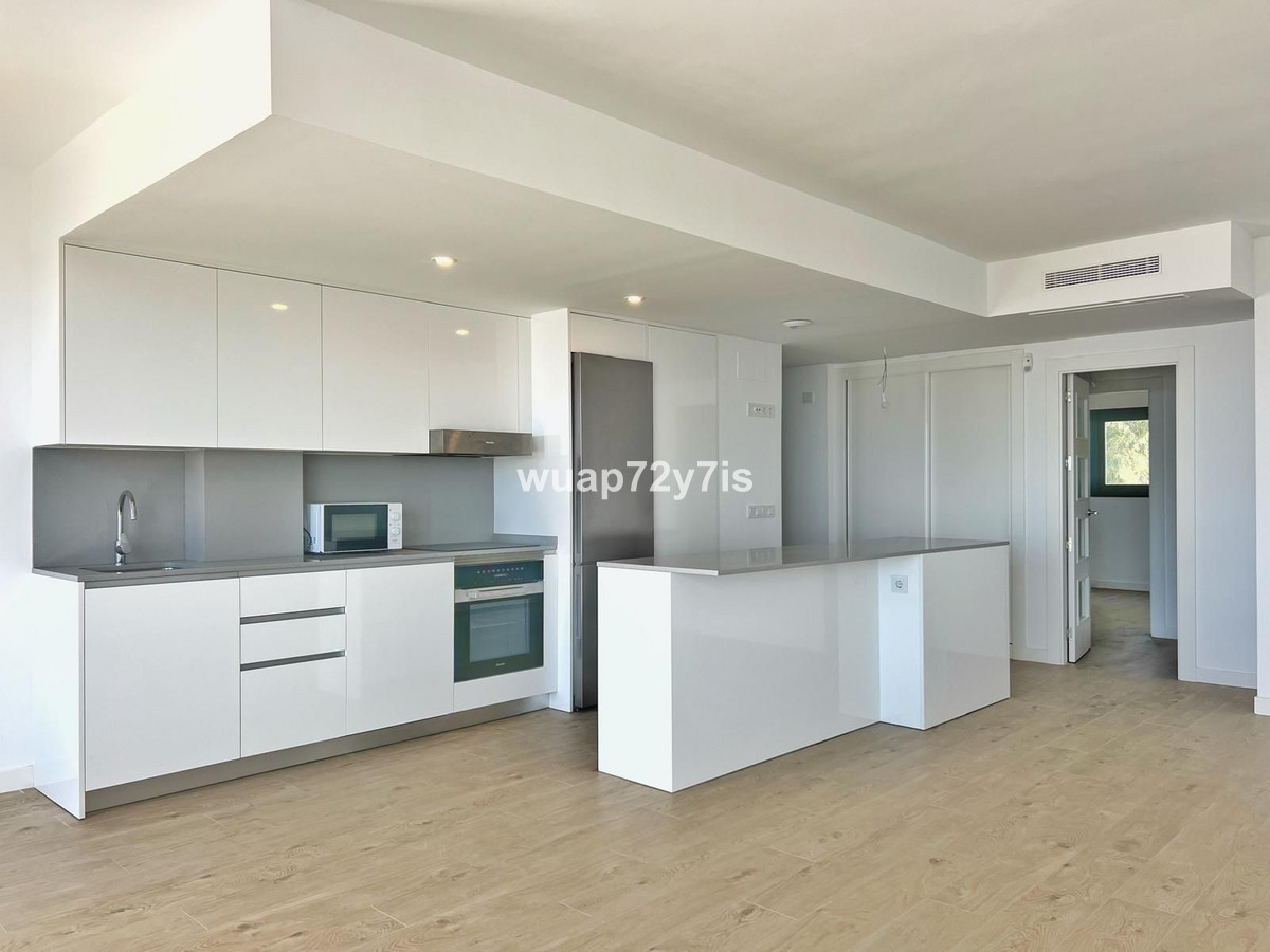 Se vende Apartamento Planta Media de 3 dormitorios en Costa Del Sol, Málaga, España