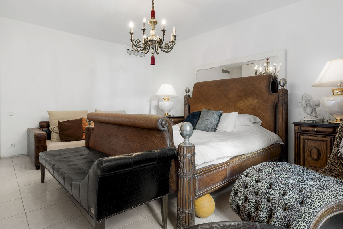 Se vende Apartamento Planta Media de 2 dormitorios en Costa Del Sol, Málaga, España