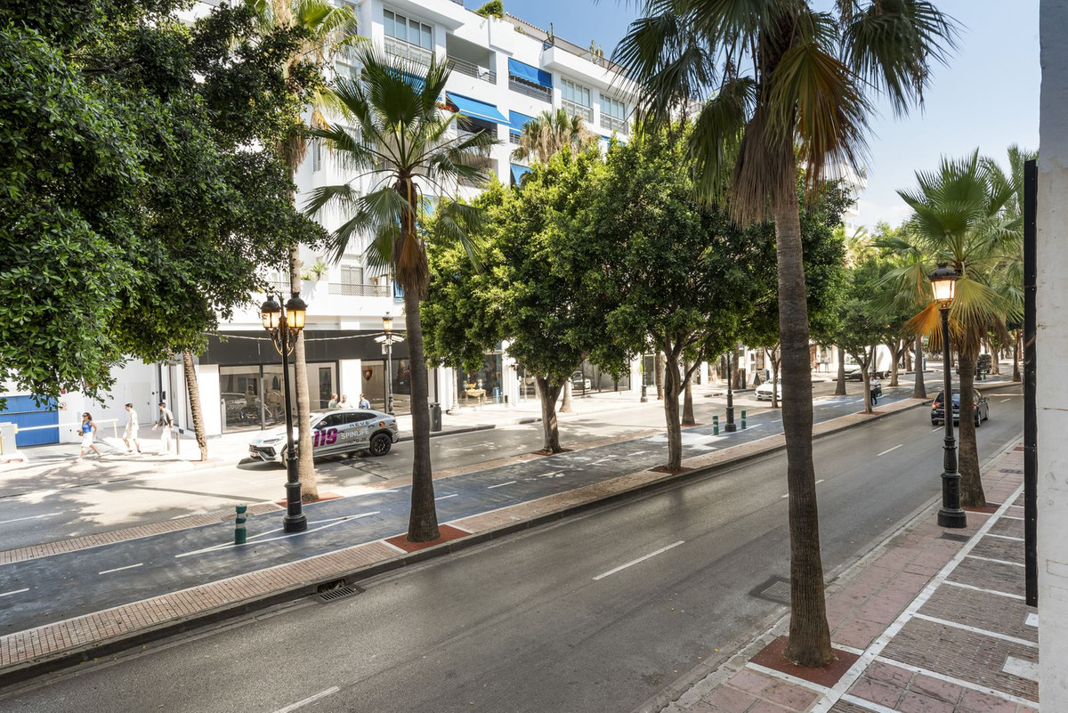 Se vende Apartamento Planta Media de 2 dormitorios en Costa Del Sol, Málaga, España