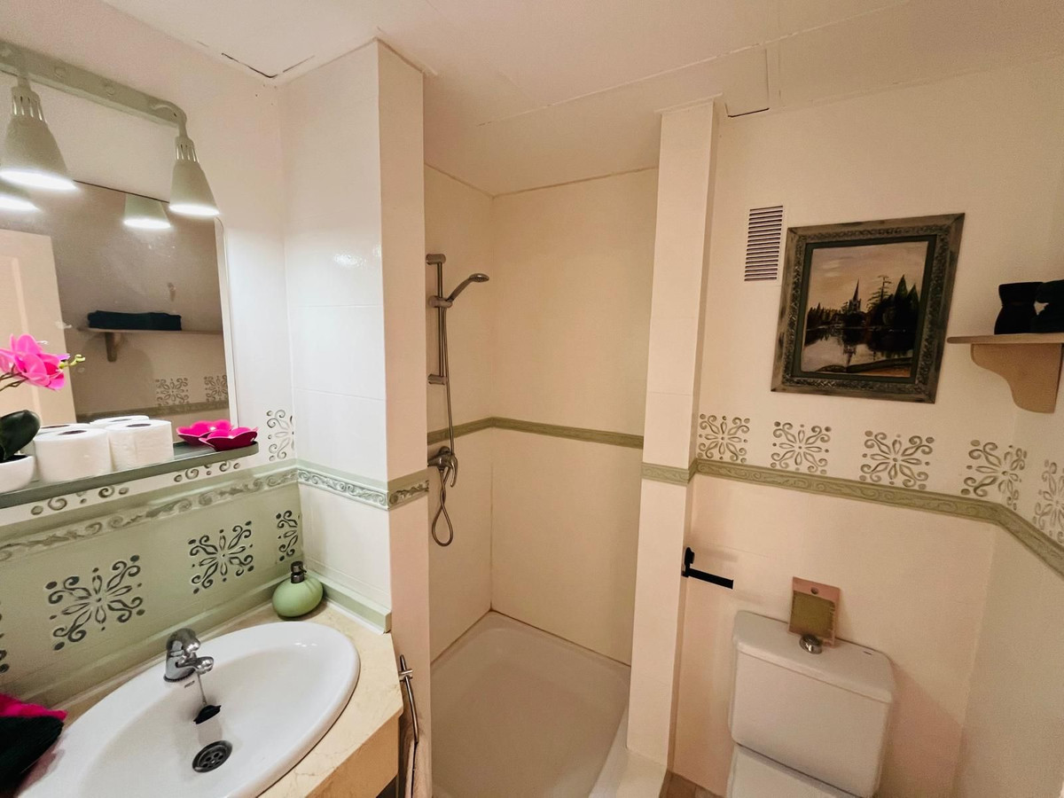 Se vende Ático de 2 dormitorios en Costa Del Sol, Málaga, España