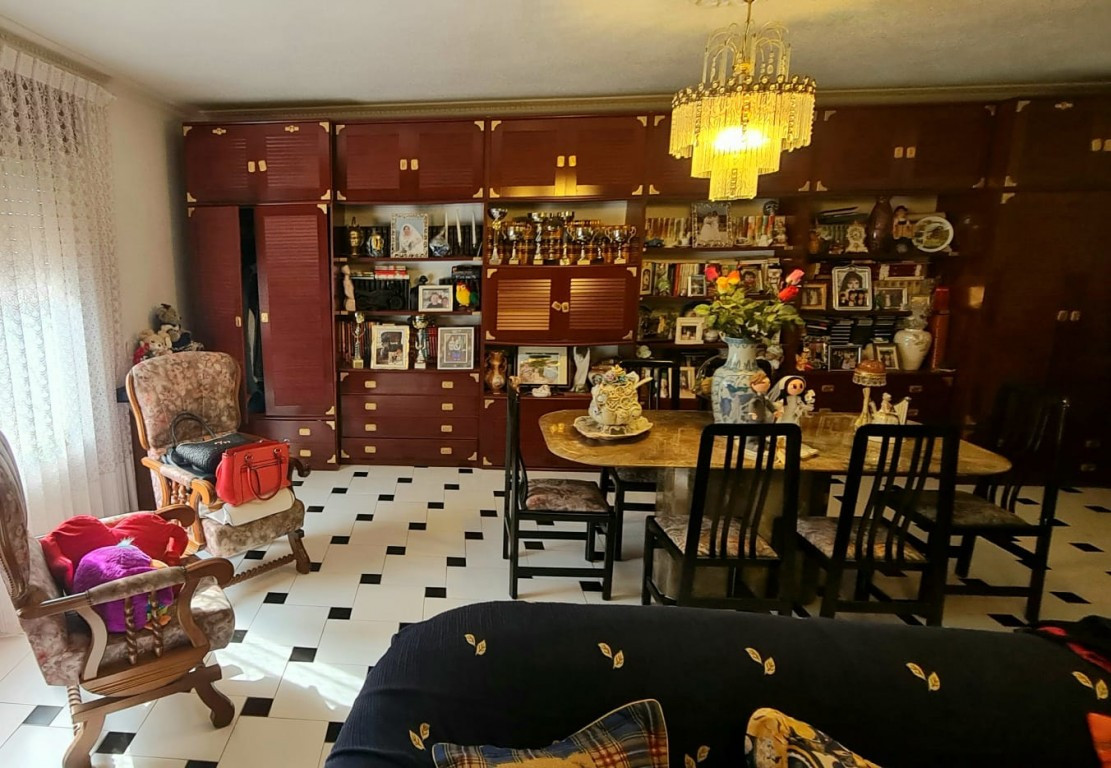 Se vende Villa - Chalet de 5 dormitorios en Costa Blanca, Alicante, España