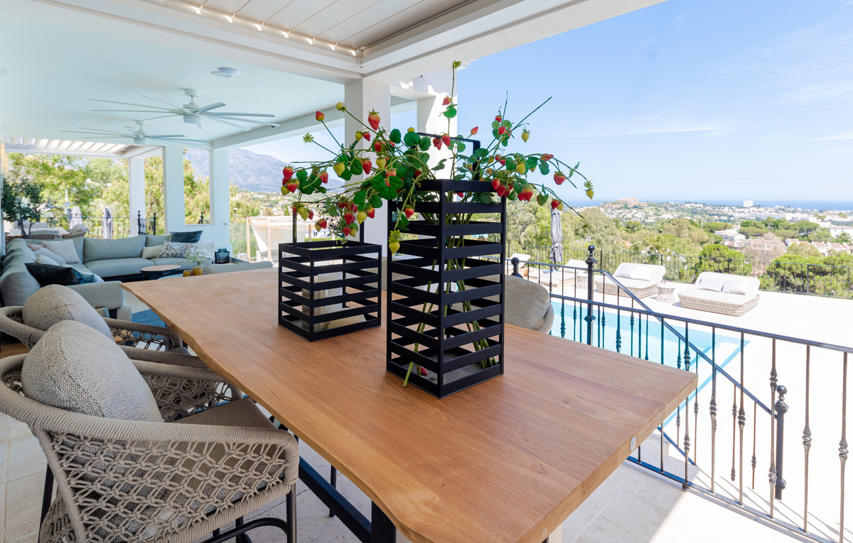 Se vende Villa - Chalet de 7 dormitorios en Costa Del Sol, Málaga, España