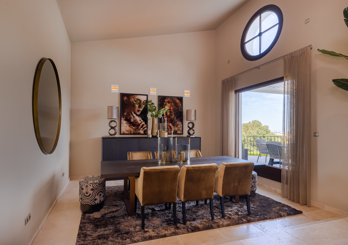 Se vende Villa - Chalet de 7 dormitorios en Costa Del Sol, Málaga, España