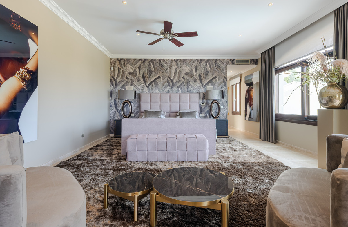 Se vende Villa - Chalet de 7 dormitorios en Costa Del Sol, Málaga, España