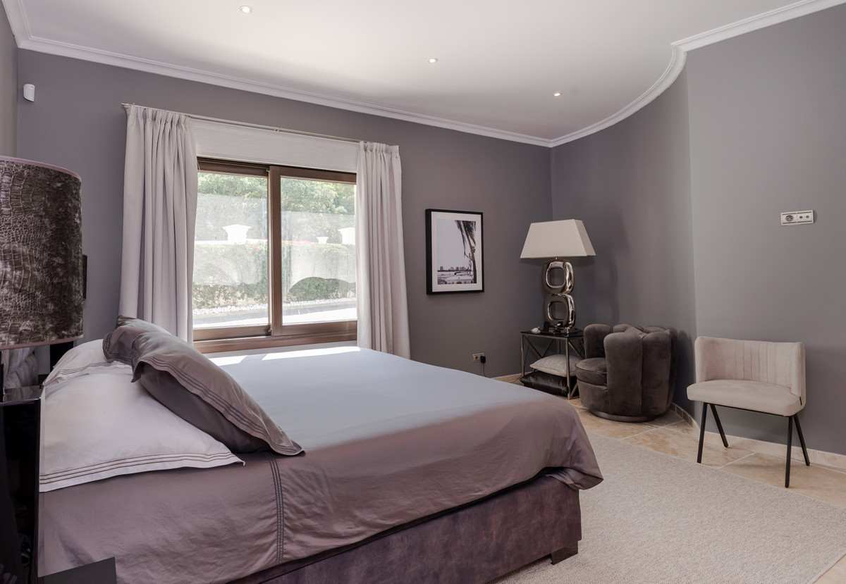 Se vende Villa - Chalet de 7 dormitorios en Costa Del Sol, Málaga, España