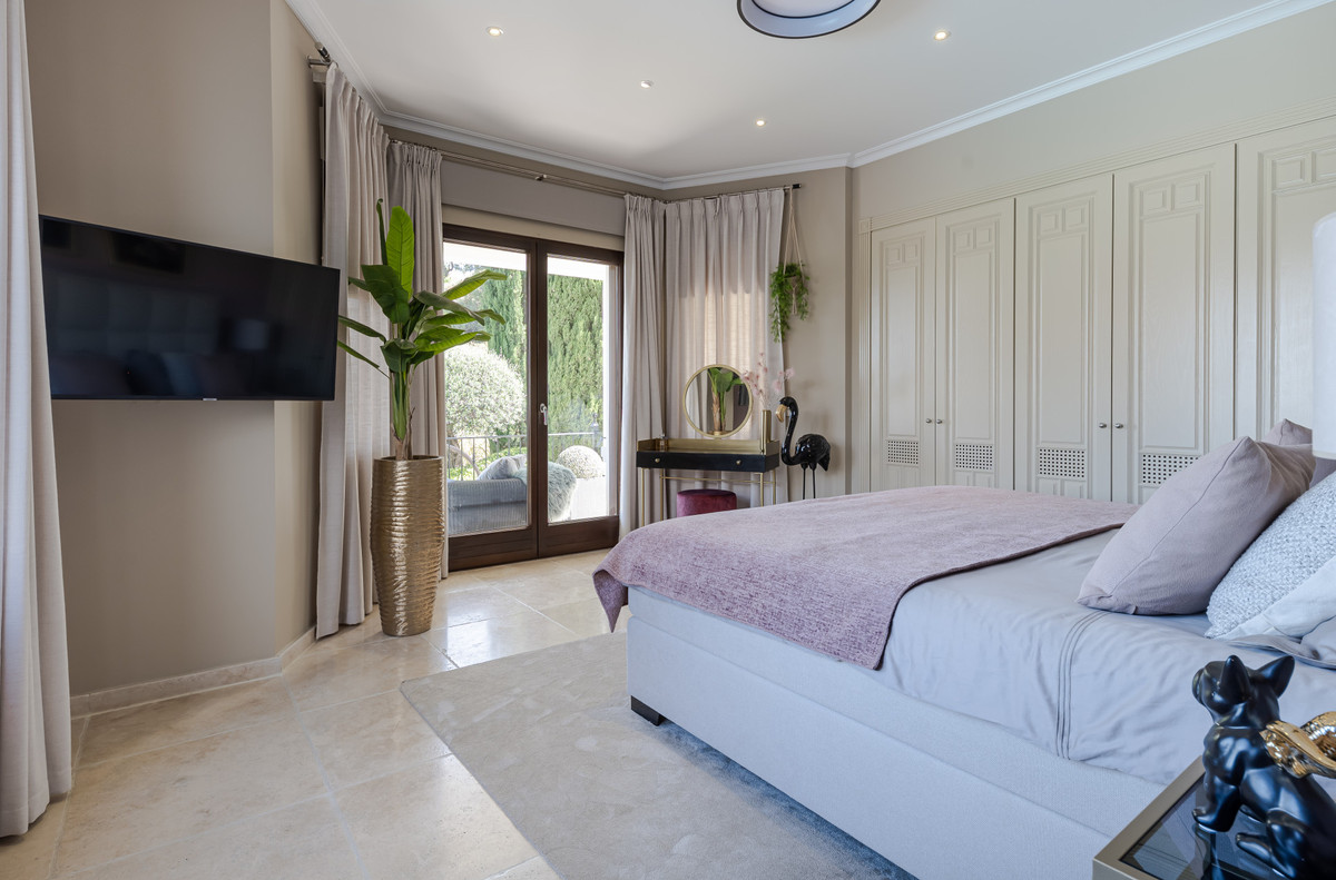 Se vende Villa - Chalet de 7 dormitorios en Costa Del Sol, Málaga, España