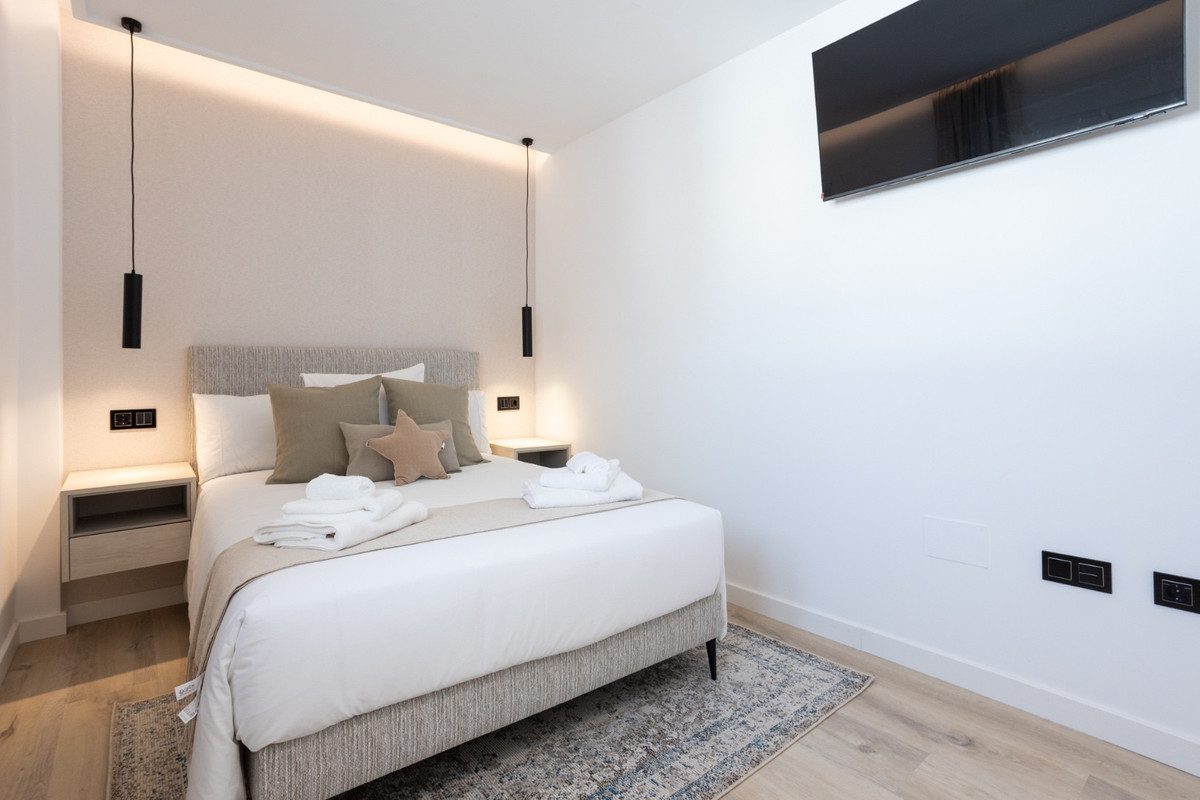 Se vende Apartamento Planta Media de 2 dormitorios en Costa Del Sol, Málaga, España