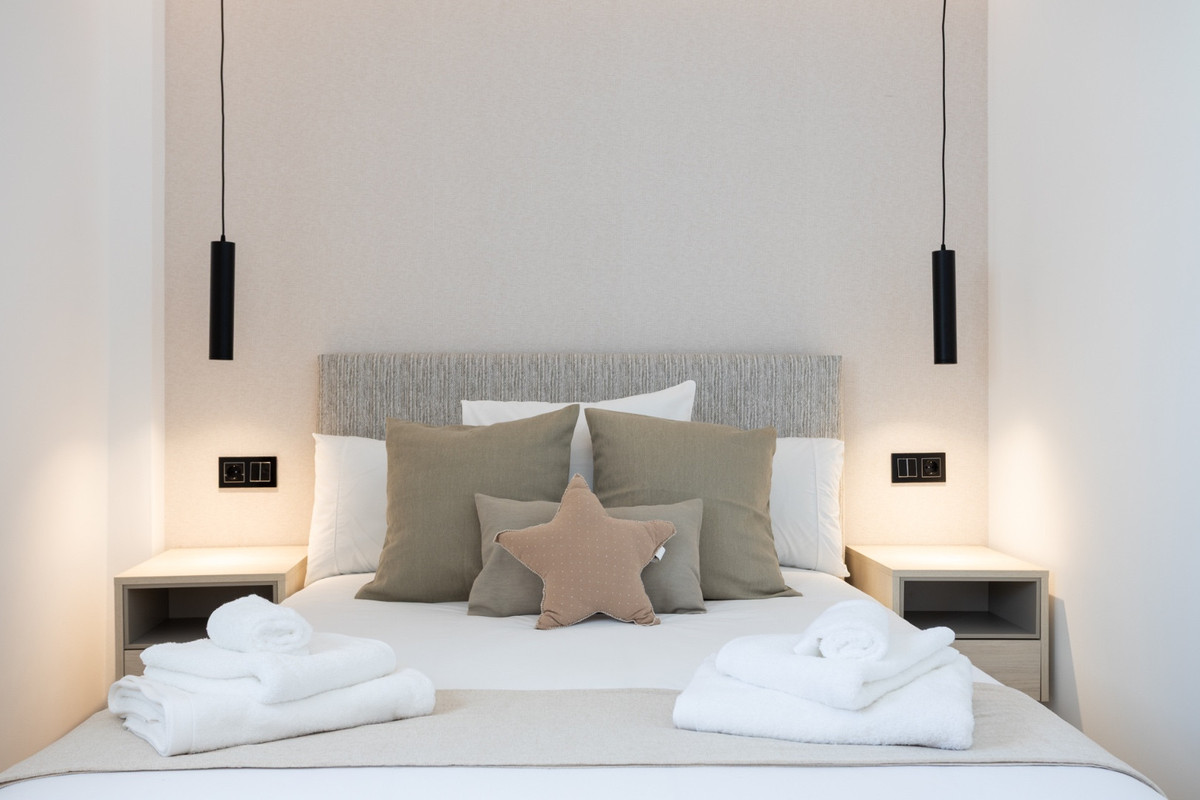 Se vende Apartamento Planta Media de 2 dormitorios en Costa Del Sol, Málaga, España