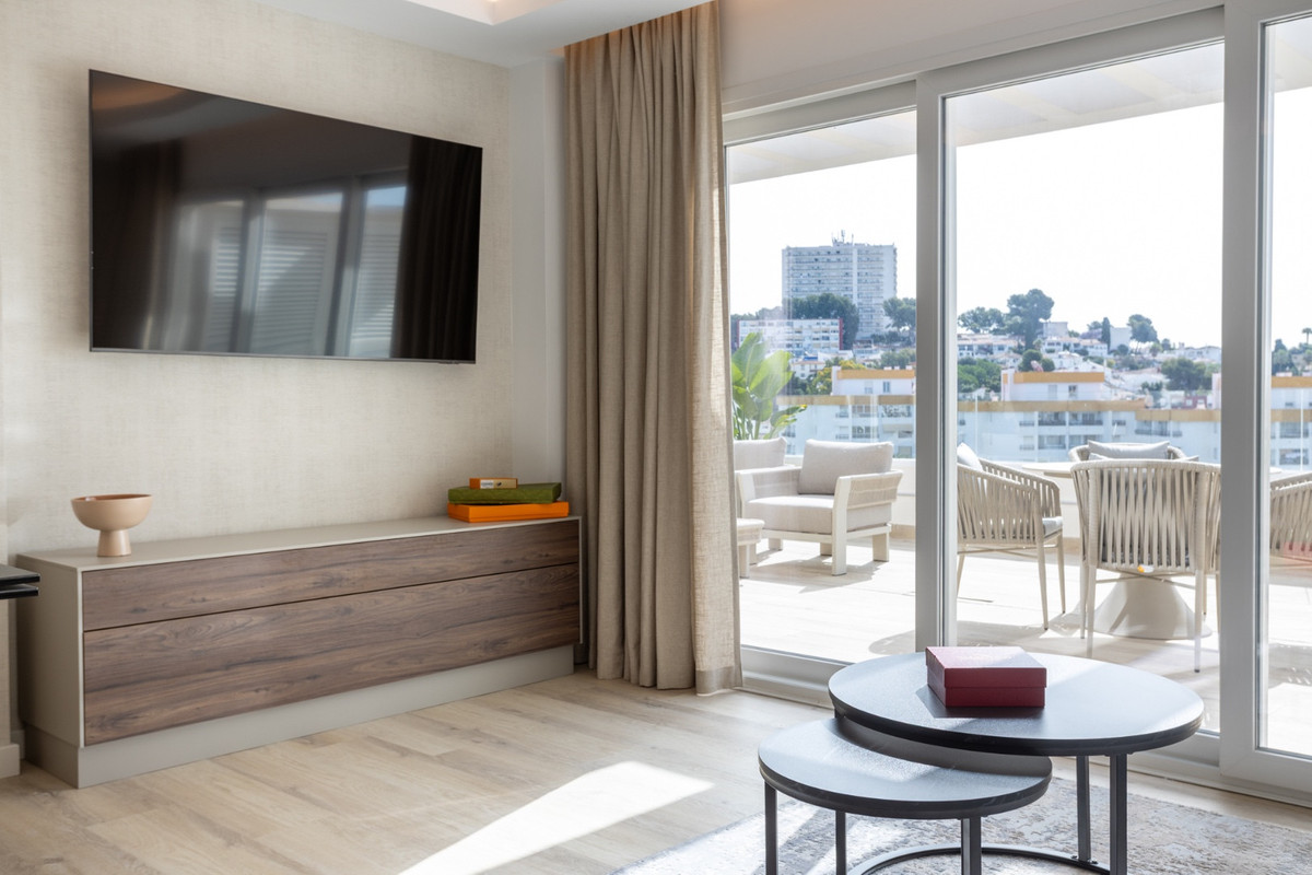 Se vende Apartamento Planta Media de 2 dormitorios en Costa Del Sol, Málaga, España