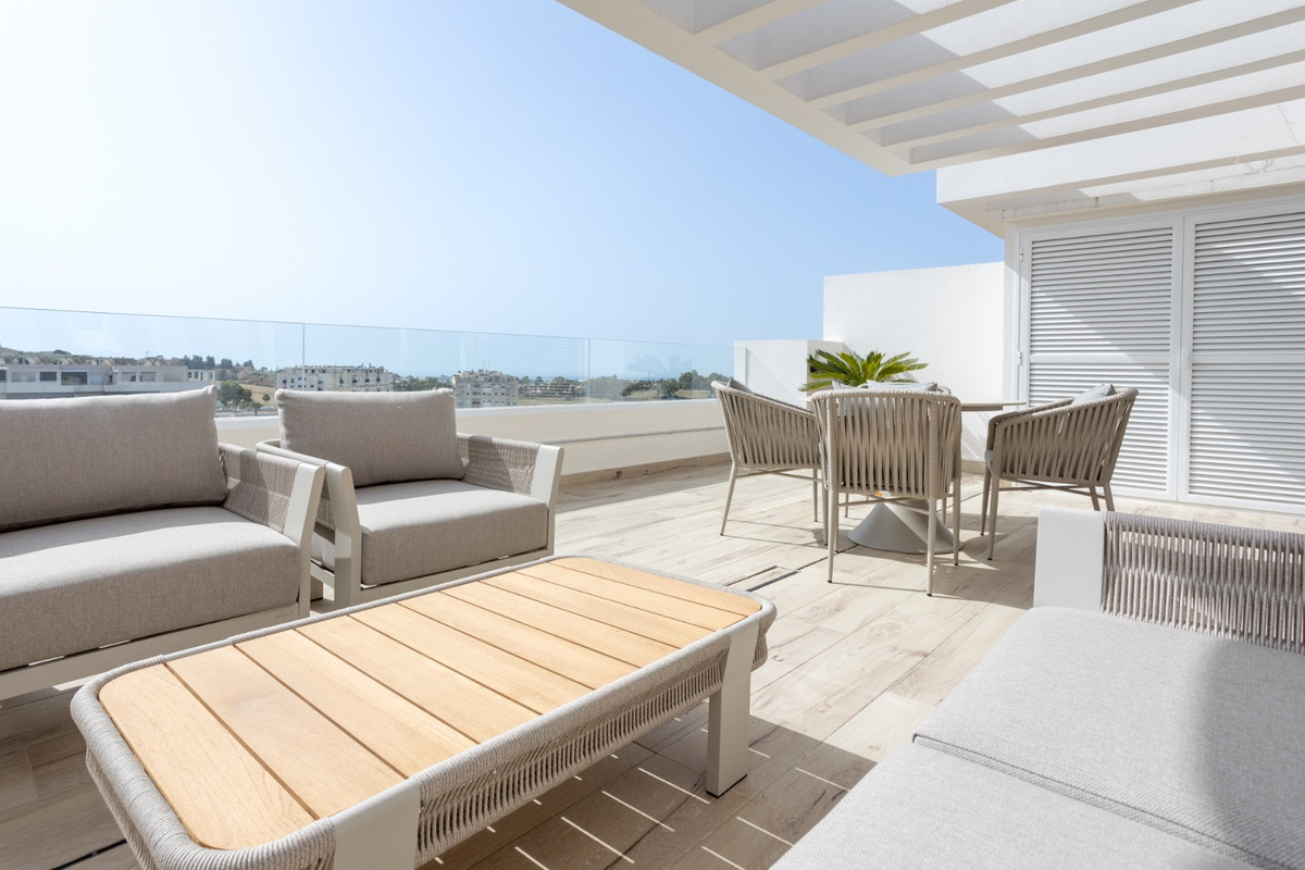 Se vende Apartamento Planta Media de 2 dormitorios en Costa Del Sol, Málaga, España