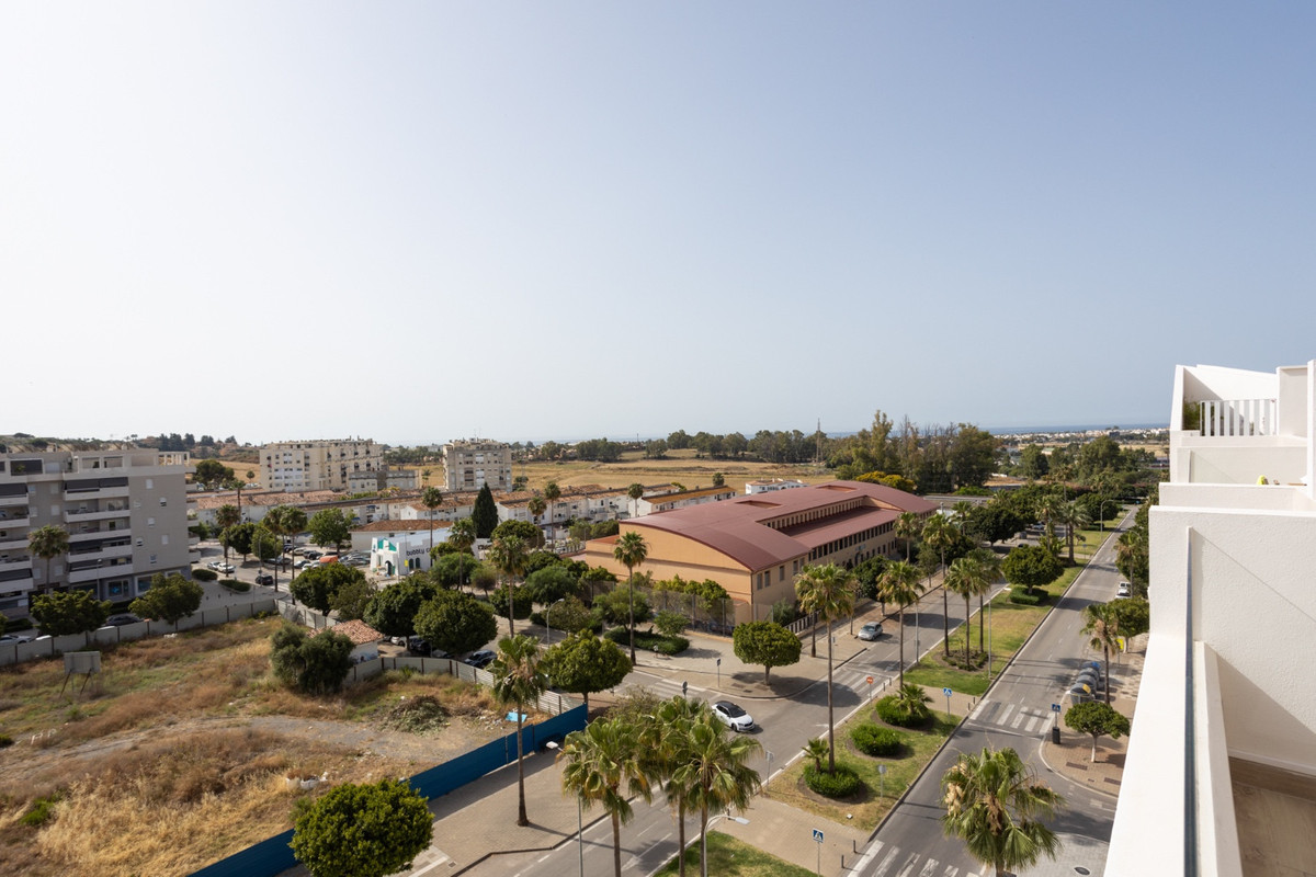 Se vende Apartamento Planta Media de 2 dormitorios en Costa Del Sol, Málaga, España