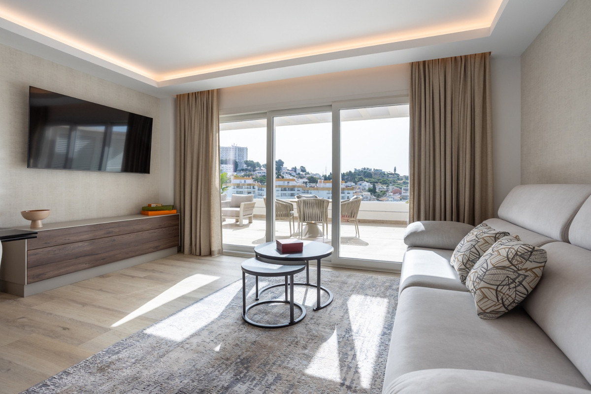 Se vende Apartamento Planta Media de 2 dormitorios en Costa Del Sol, Málaga, España