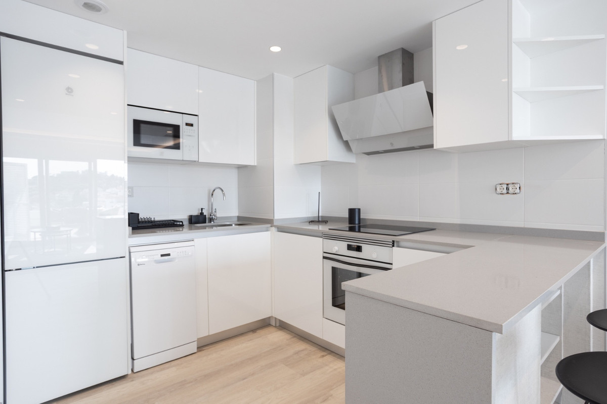Se vende Apartamento Planta Media de 2 dormitorios en Costa Del Sol, Málaga, España
