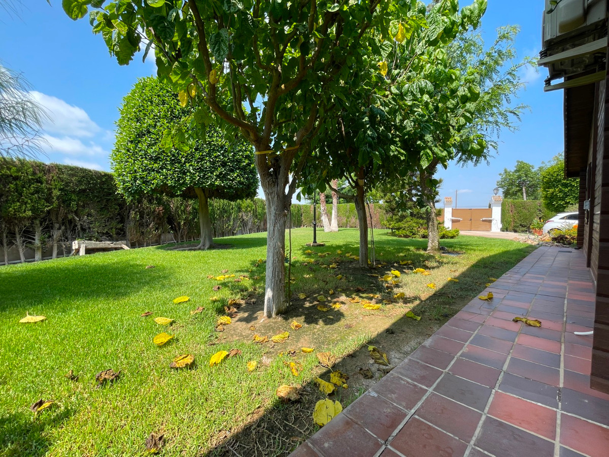 Se vende Villa - Chalet de 4 dormitorios en Costa Blanca, Alicante, España